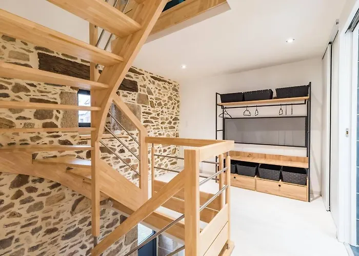 Manoir De Kervegan : Le Logis Du Grand Couchant